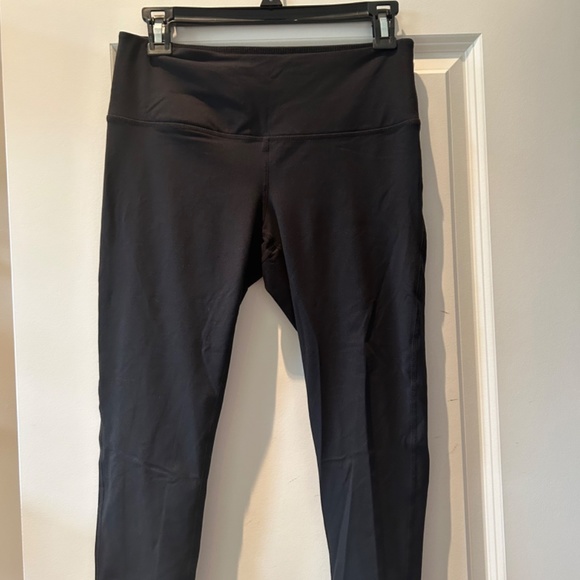Zella Studio Lite Crop Leggings Black Size Medium - Picture 4 of 5